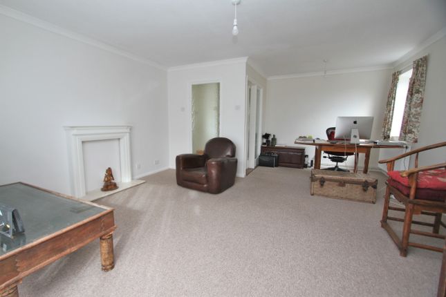116, Willingdon Park Drive, Eastbourne photo 5