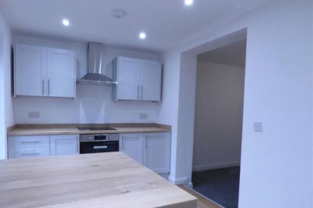 2 Shawclough Mews, Rossendale photo 3