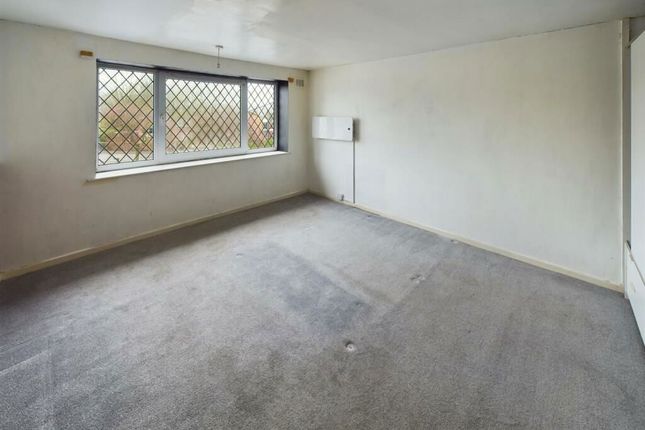 Flat for sale in Ringwood Highway, Coventry