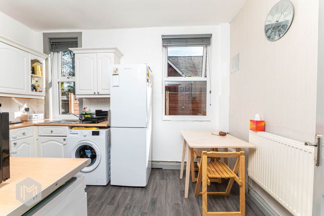 4 Powell Street, Bury photo 4