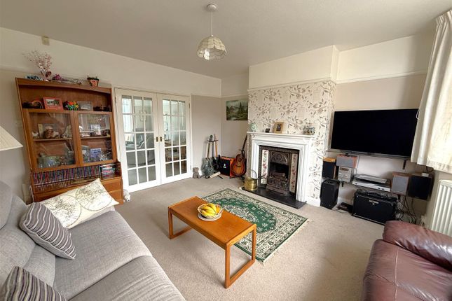 27, Kempston Road, Weymouth photo 3