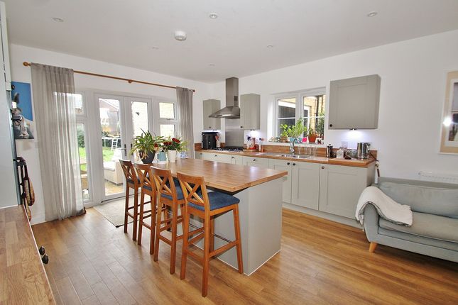 23, Norridge Way, Long Hanborough photo 2