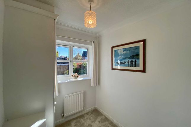 12, Mere Close, Bury photo 5