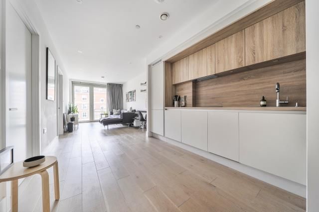 Flat 207 Verto, 120, Kings Road, Reading photo 4
