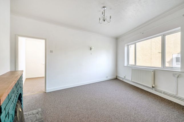 22, Low Street, Goole photo 3