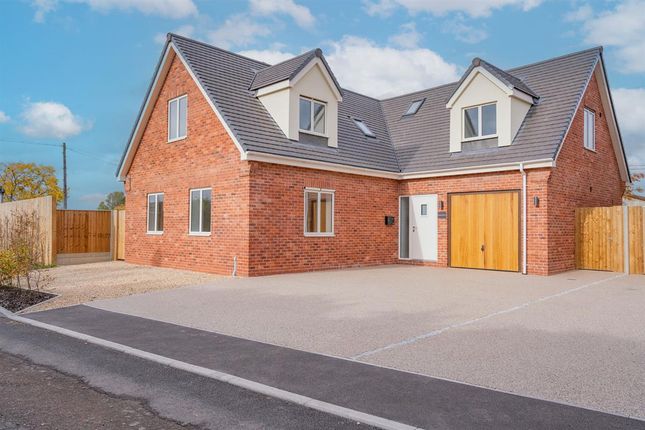 Thumbnail Detached house for sale in Swallow House, Stratford Bridge, Tewkesbury, Gloucestershire
