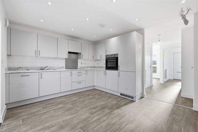 16 Hampton Way, Bishop's Stortford photo 4