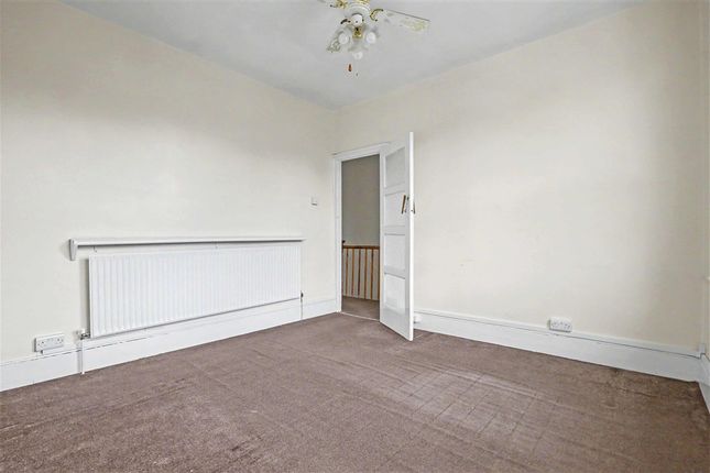 111, Danbrook Road, London photo 4