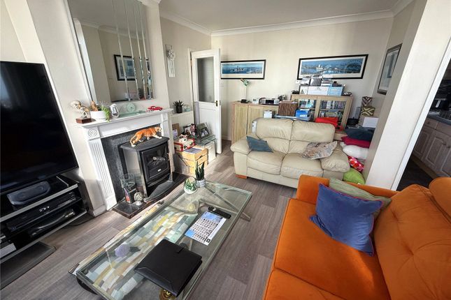 Flat 82, Regent Court, 204, Promenade, Lancashire photo 4
