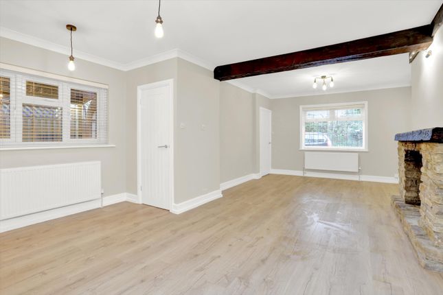 100, Lower Green Road, Esher photo 4