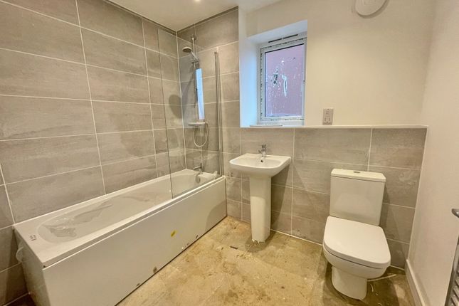 Plot 4, Berryfield, March photo 5
