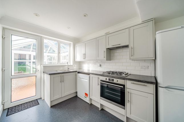 32, Honor Oak Road, London photo 3