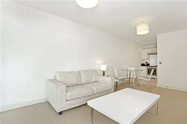 Flat for sale in Aragon Court, London