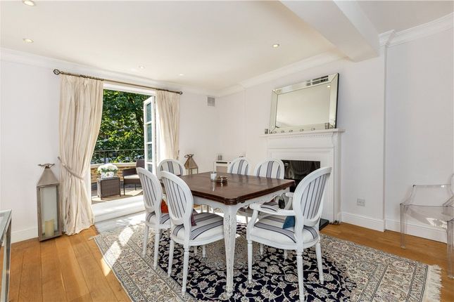 3-bed flat on 3, 32, Earls Court Square, London, £1,675,000