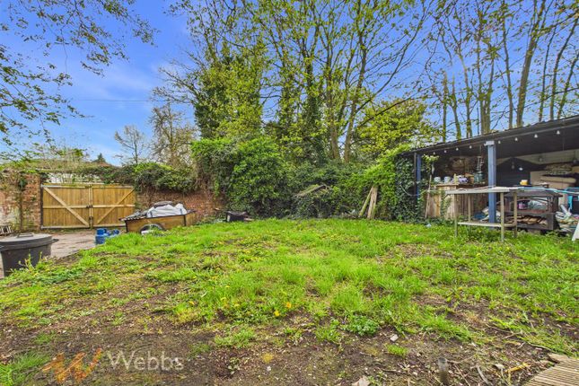 19, Sheep Fair, Rugeley photo 4