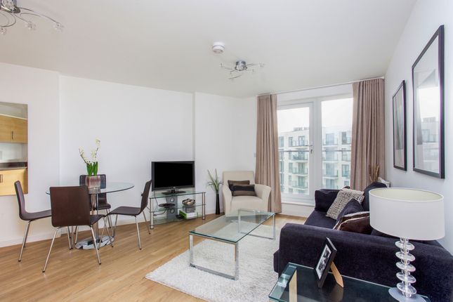 Flat 130, Nankeville Court, Woking photo 4