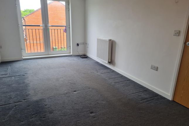 7 Whitby Court, 10, Scampston Drive, WAKEFIELD photo 2