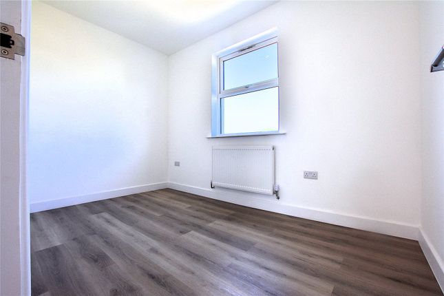 TFF, 20, Fernham Road, Thornton Heath photo 5