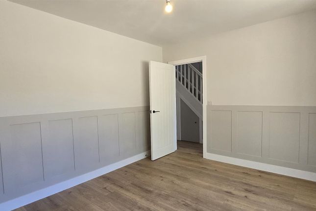 207, Henley Road, Reading photo 3