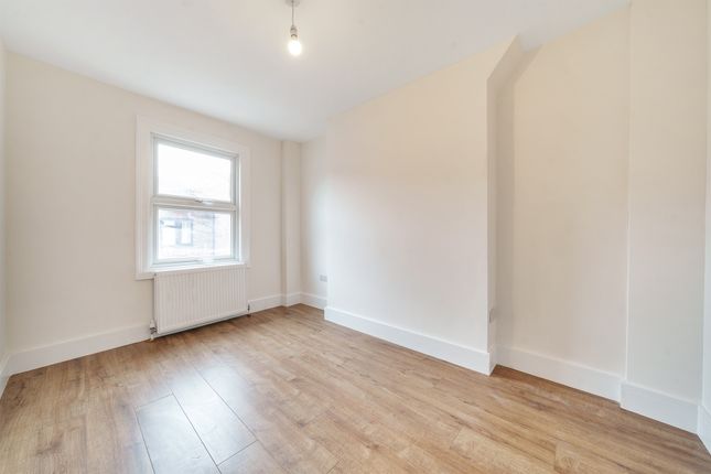 Property to rent in Princes Road, London