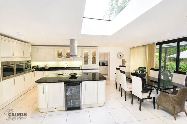 1, Barons Hurst, Surrey photo 5