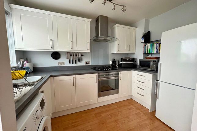 22, Tweed Close, Devon photo 2