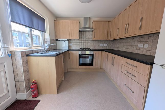 1, Llys Graig Arw, Godregraig photo 2