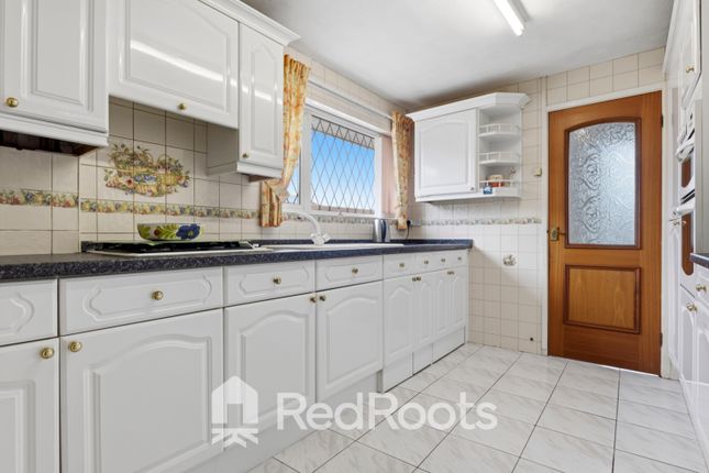 37 St. Georges Avenue, Dunsville, South Yorkshire photo 4