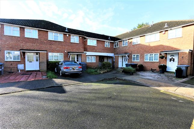 Find 2 Bedroom Houses To Rent In Northolt Zoopla