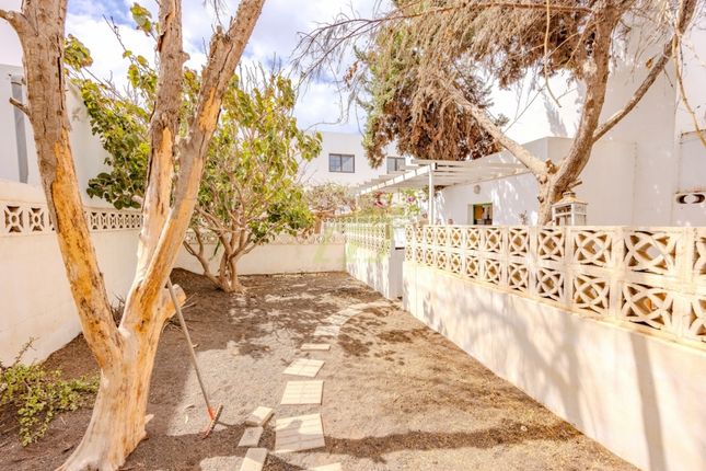 Villa for sale in Playa Honda, Lanzarote, Spain