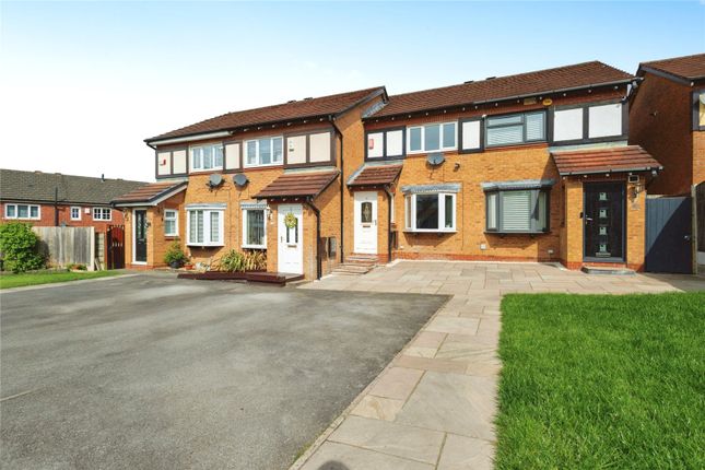 Mews house for sale in Durham Close, Dukinfield, Cheshire