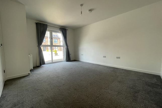 18, Kestrel Way, Perth photo 3