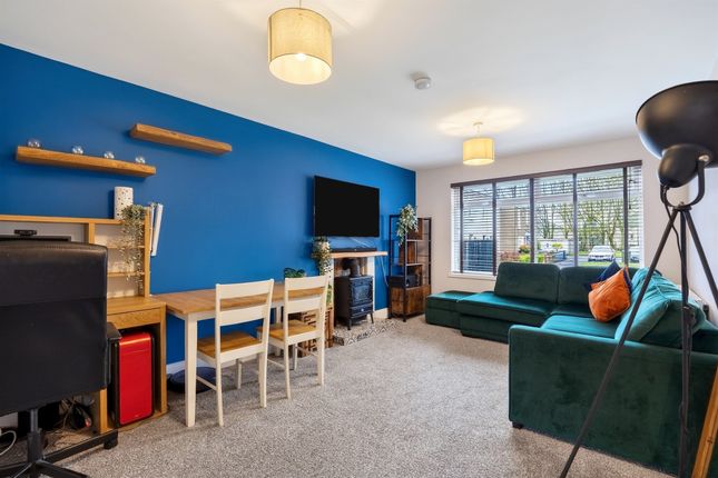 10a, Greenhill Drive, Paisley photo 4