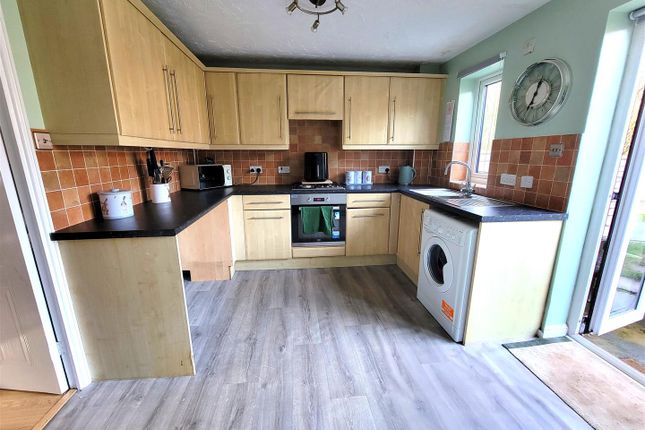23, Kesworth Drive, Telford photo 2