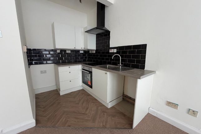 Neilston Road, Paisley, Renfrewshire, PA2 6EW, Renfrewshire photo 4