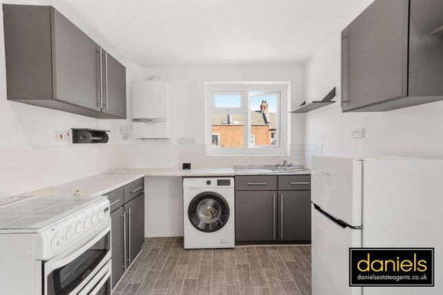 112B, Rucklidge Avenue, London photo 3