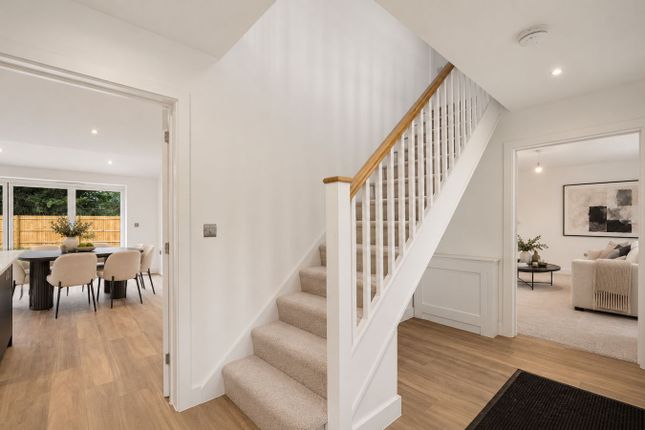 5, Lancaster Way, Colchester photo 3