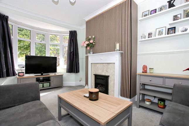 1, Holland Avenue, Peterborough photo 2