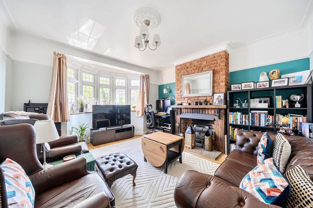 62, Gerda Road, London photo 3