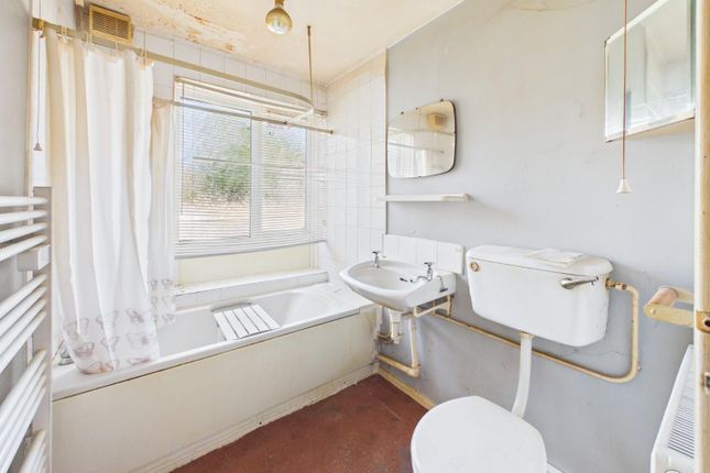 3, St. Johns House, Bingley photo 4