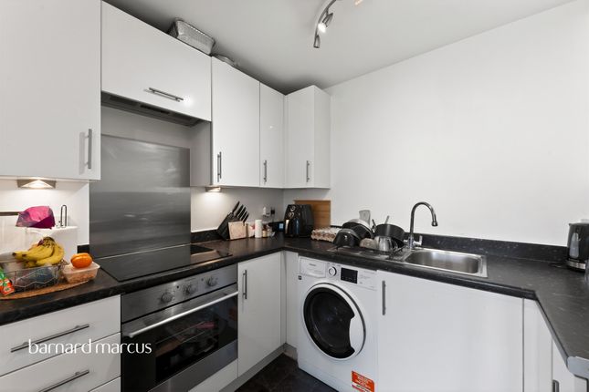 13, Ashcombe Court, London Road, Ashford photo 3