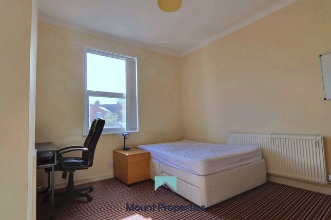 176 Broomfield Road, Coventry photo 5