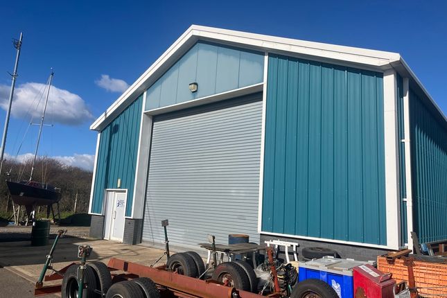 Light industrial to let in And Unit 3, The Boatyard, Endeavour Way, Hythe, Southampton, Hampshire