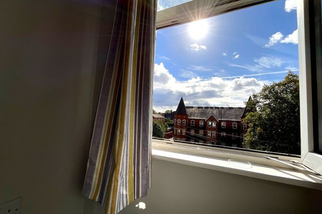 Room 15, 2-4 Auckland Road, Doncaster photo 4