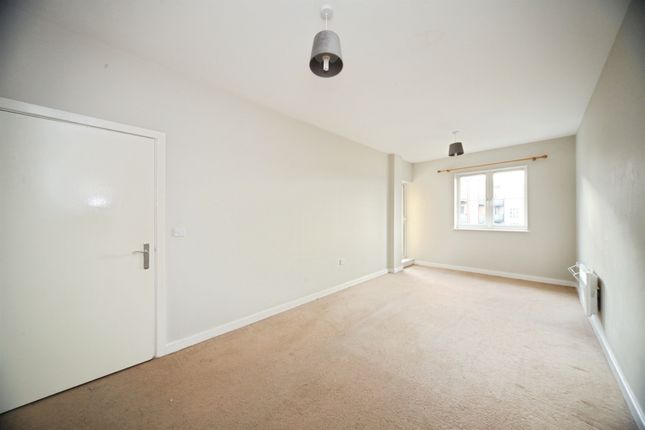 106, The Parklands, Dunstable photo 4