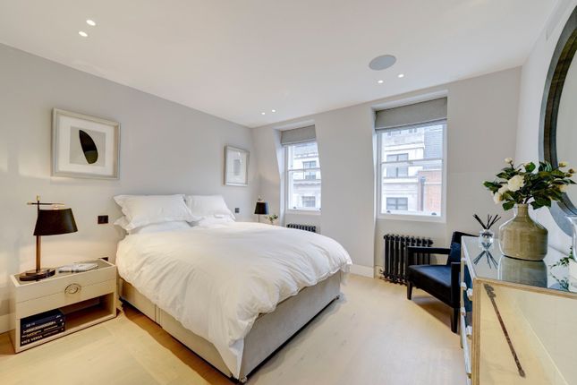 Flat for sale in Maddox Street, London