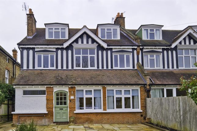 Thumbnail Maisonette to rent in Albany Crescent, Claygate, Esher