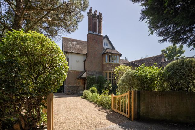 Devey Gables, Pembury Grange, Tunbridge Wells photo 2