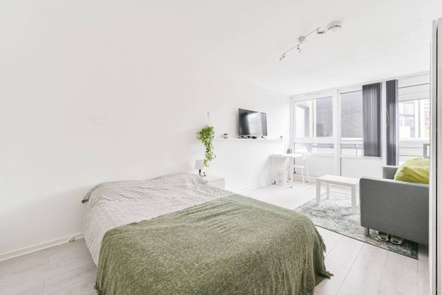Flat for sale in 20 Elephant And Castle, Elephant And Castle, London