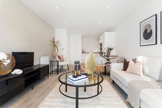 Flat for sale in Perham Way, London Colney